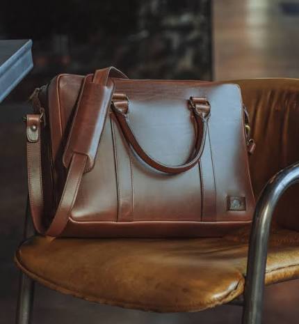 The Benefits of Choosing High-Quality Leather Goods
